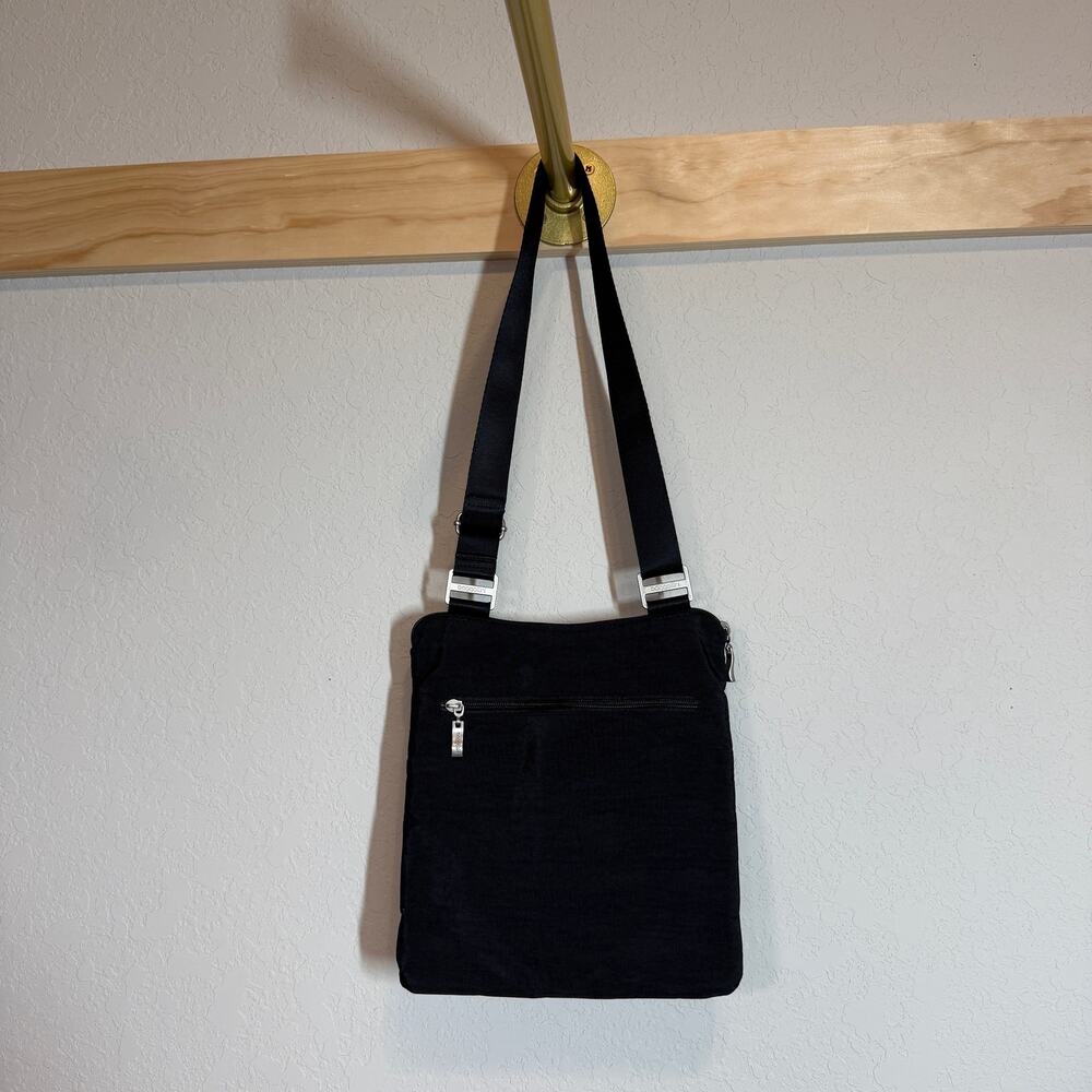 Women's Baggallini Black with Tan Lining Shoulder Zip Closure Purse Bag - Picture 9 of 10